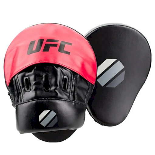 صورة  زوج UFC من القفازات المنحنية المركزة