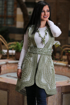 Picture of Short gilet with belt & pearl