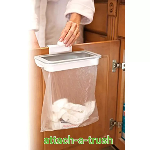 صورة سلة قمامة متعلقة